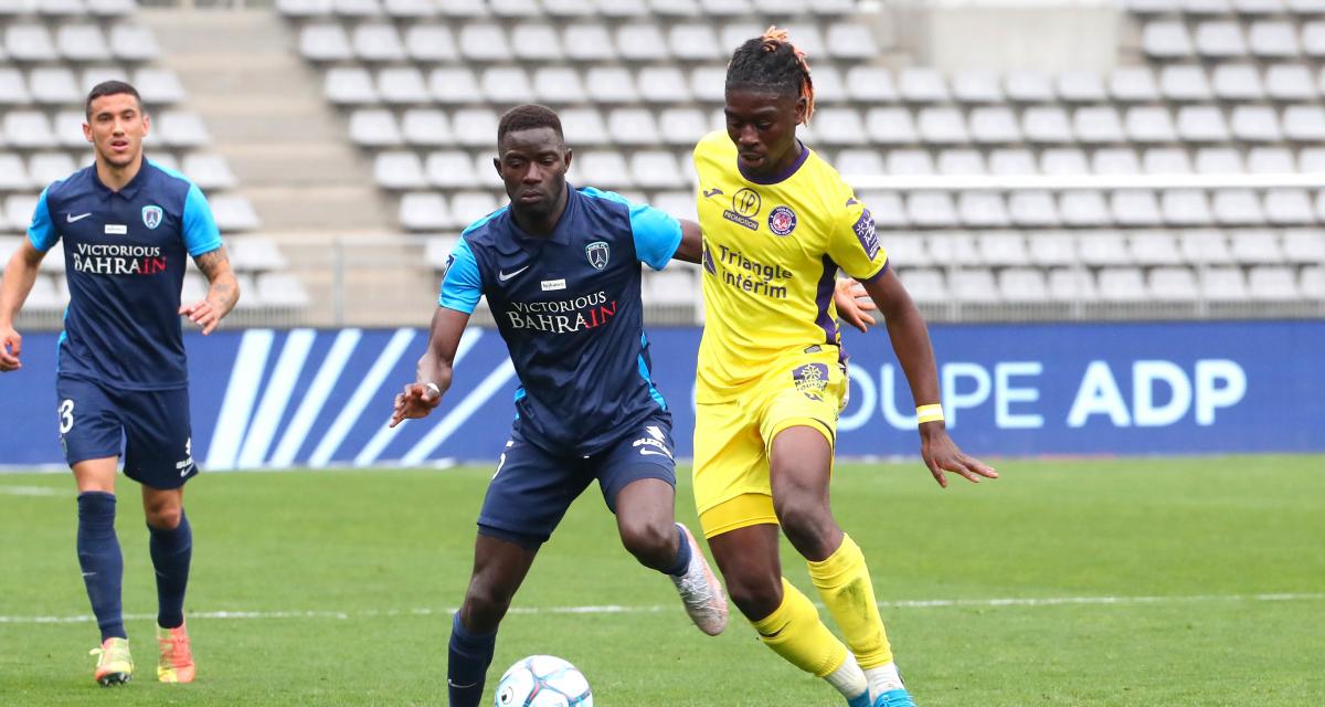 Vivez l&rsquo;Excitation d&rsquo;un Match de Foot en Direct
