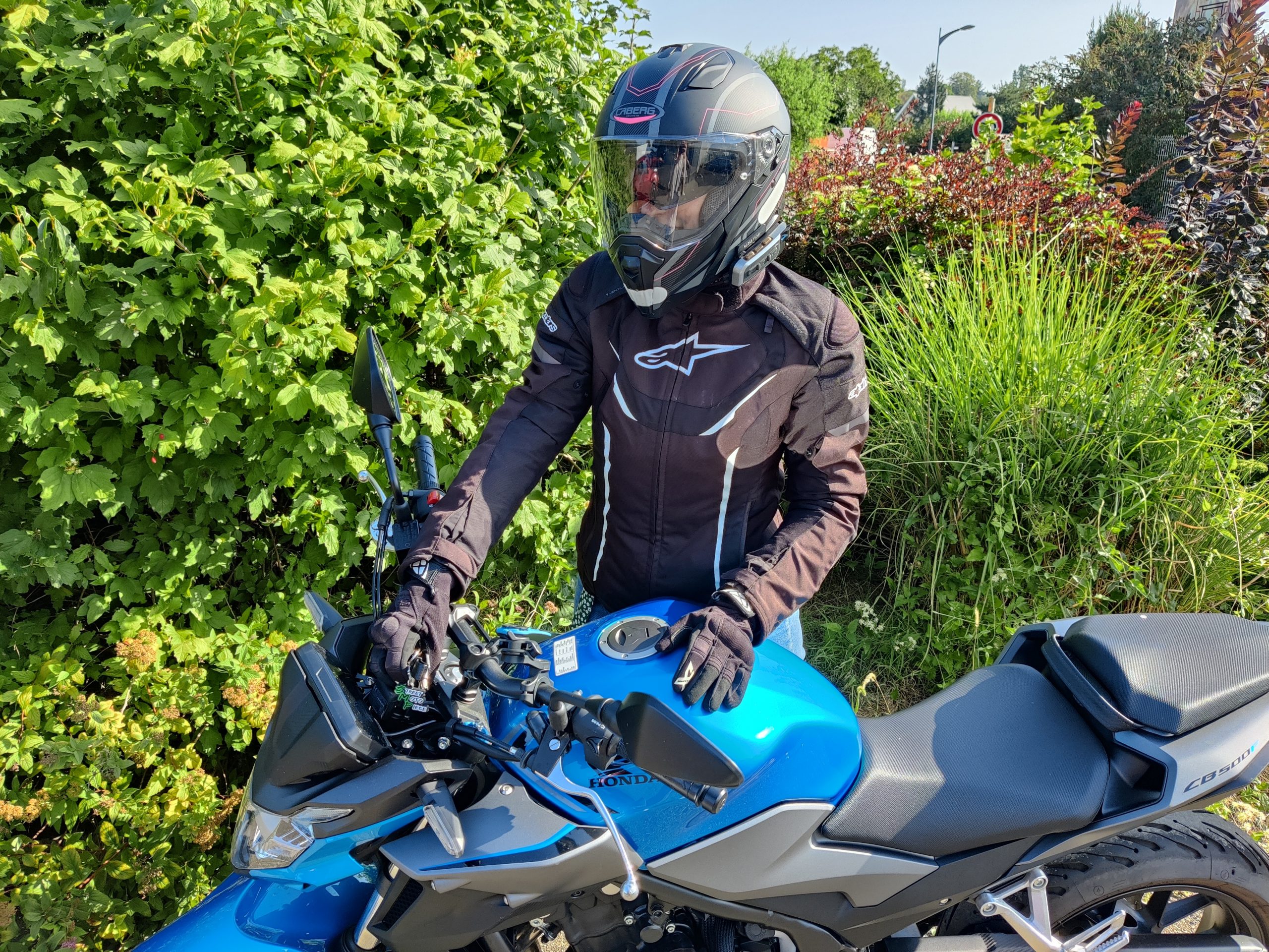 Guide Complet pour Choisir son Équipement Moto de Sécurité