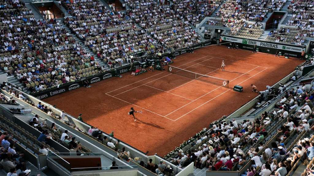 Le Spectacle des Matchs de Roland Garros: Tradition et Émotion sur Terre Battue